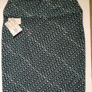 NWT Lularoe M Cassie Skirt